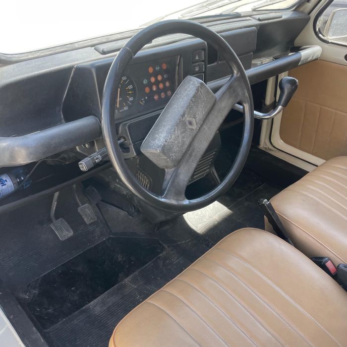 Renault 4 GTL restaurada