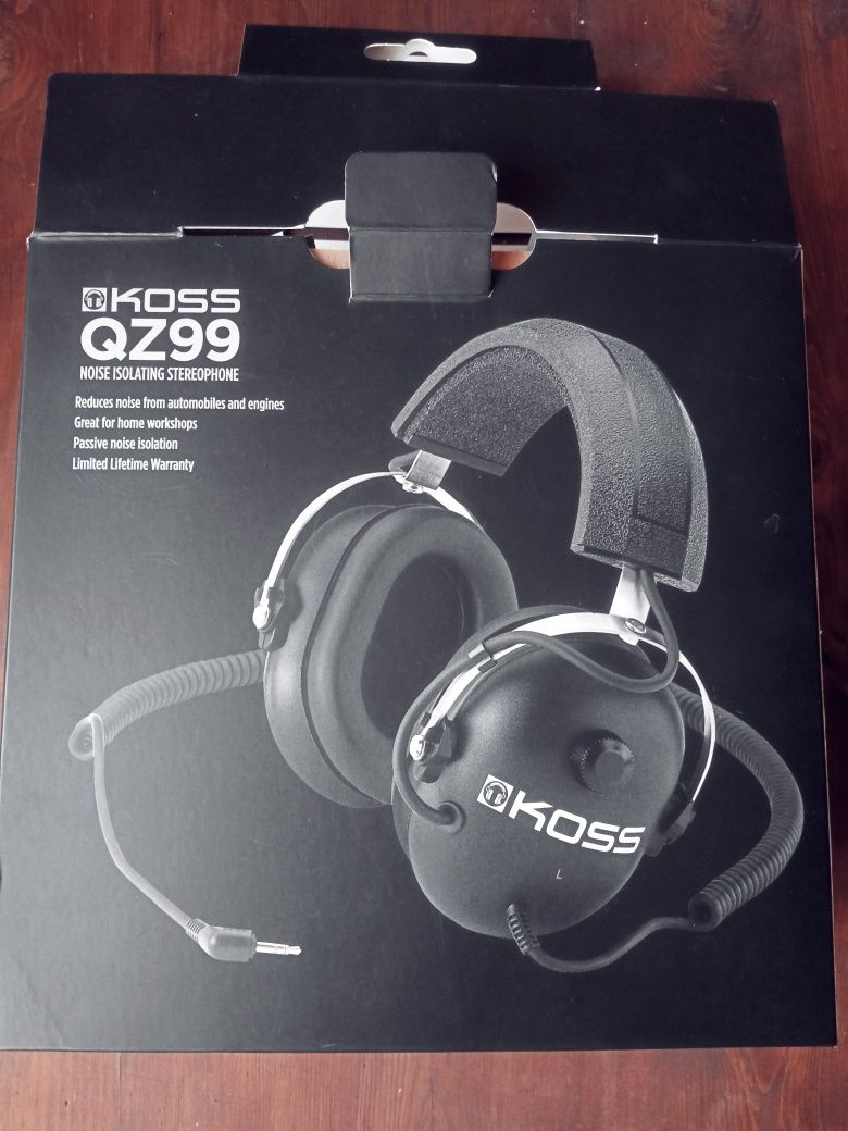 Продам полноразмерные мониторные наушники Коss QZ 99 оригинал