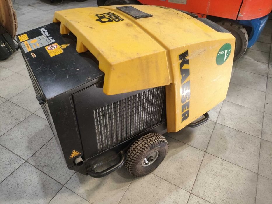 Vendo 3 Compressores Portáteis kaeser M17 , com 212 , 171 e 91 horas