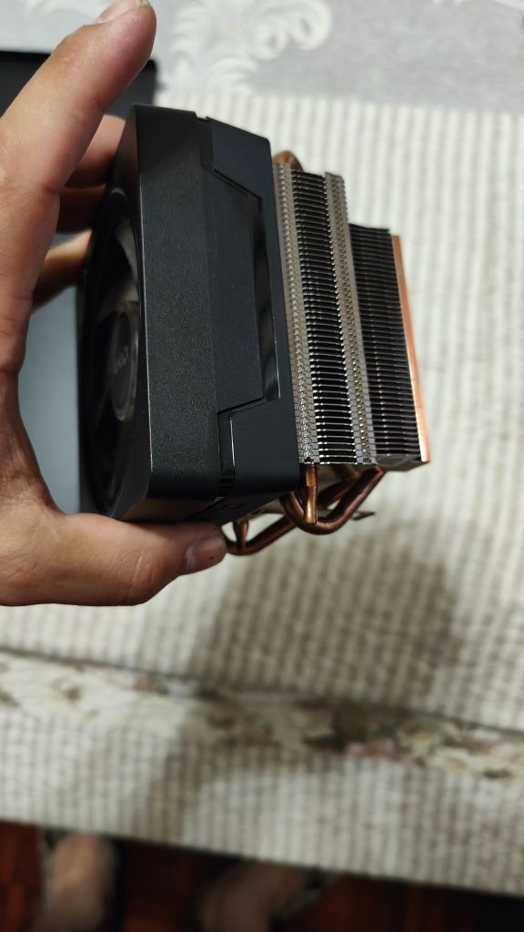 Cooler CPU AMD Wraith Prism