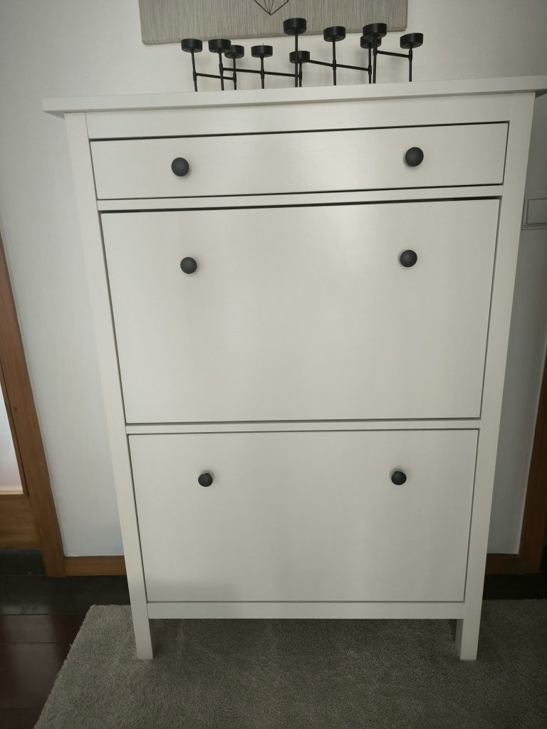Sapateira Hemnes IKEA