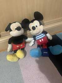 2 Bonecos Mickey como novo