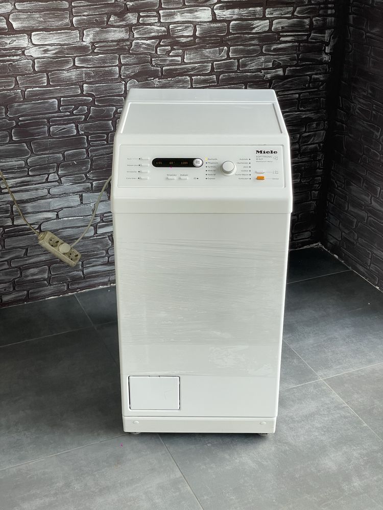 Вертикальна пральна машина Miele W627 | Укр.Мова | Верхня загрузка 6кг