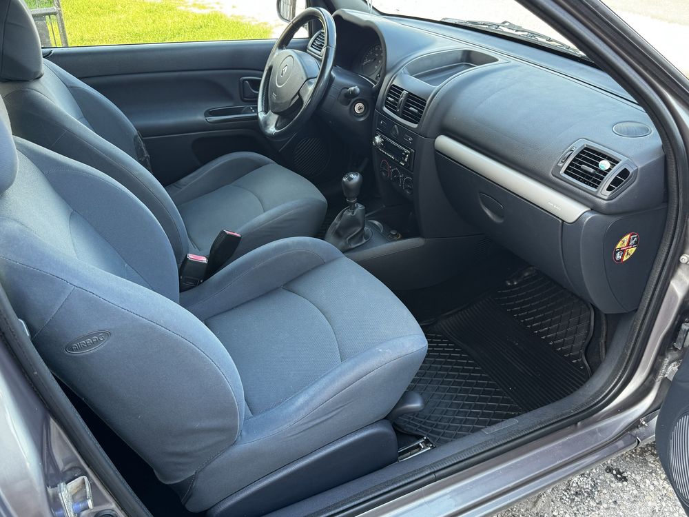 Renault Clio 1.2 benyzna klimatyzacja mrozi
