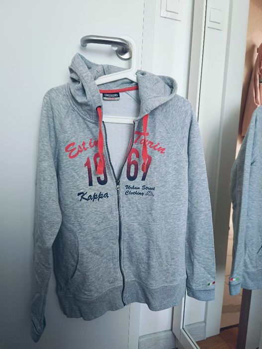Bluza szara Kappa.