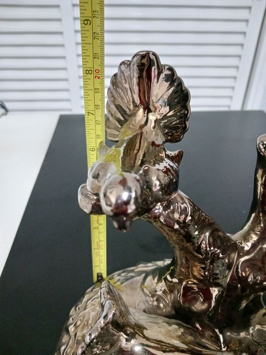 Peça bronze decoração porcelana