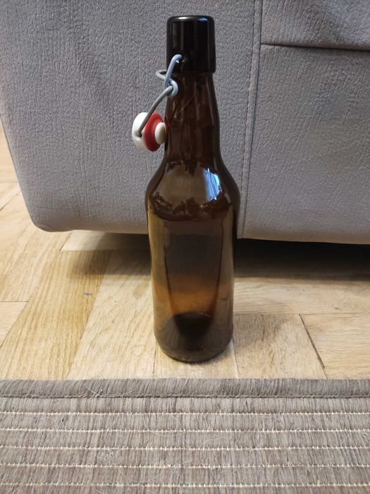 Butelki, ciemne szkło , 3 szt.