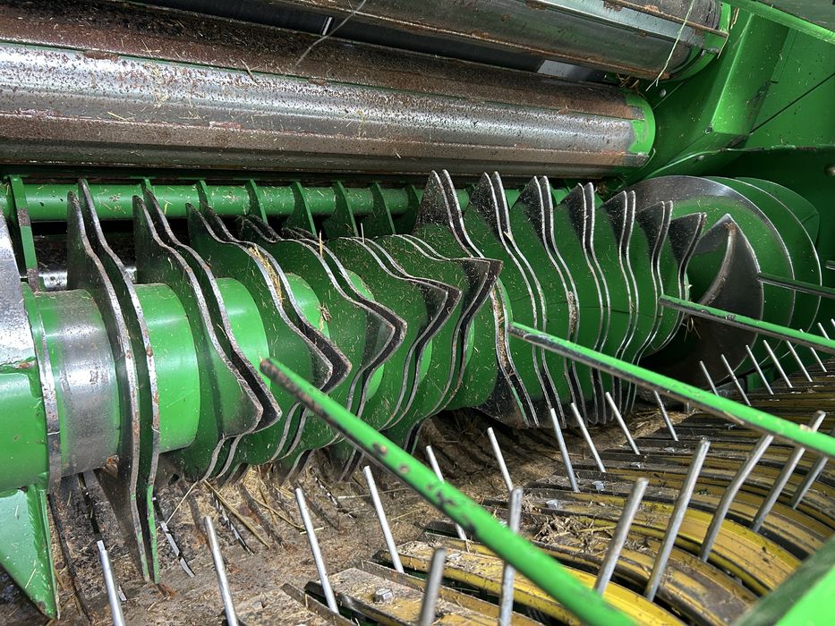 Prasa rolująca John deere 960, 990,