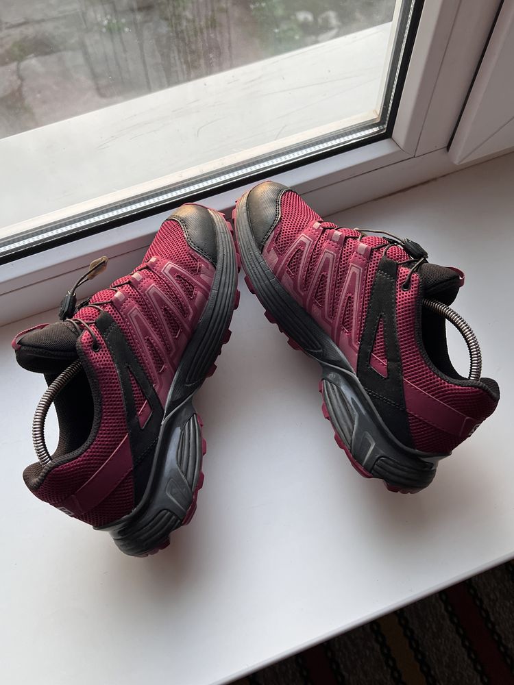 Salomon Trekking (38,5 size)