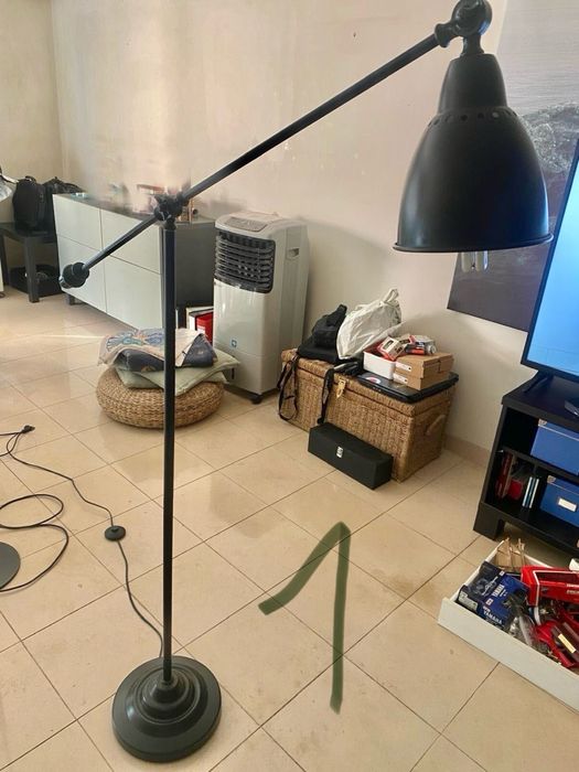 Candeeiros Ikea de pé