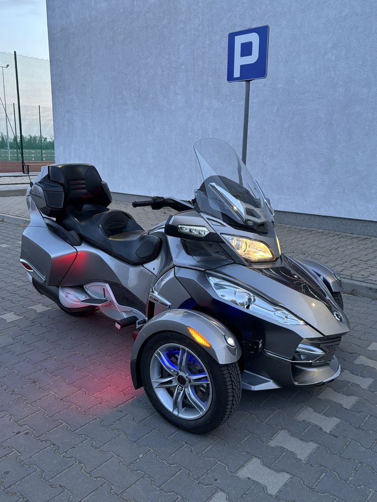 Can-Am Spyder rok 2012