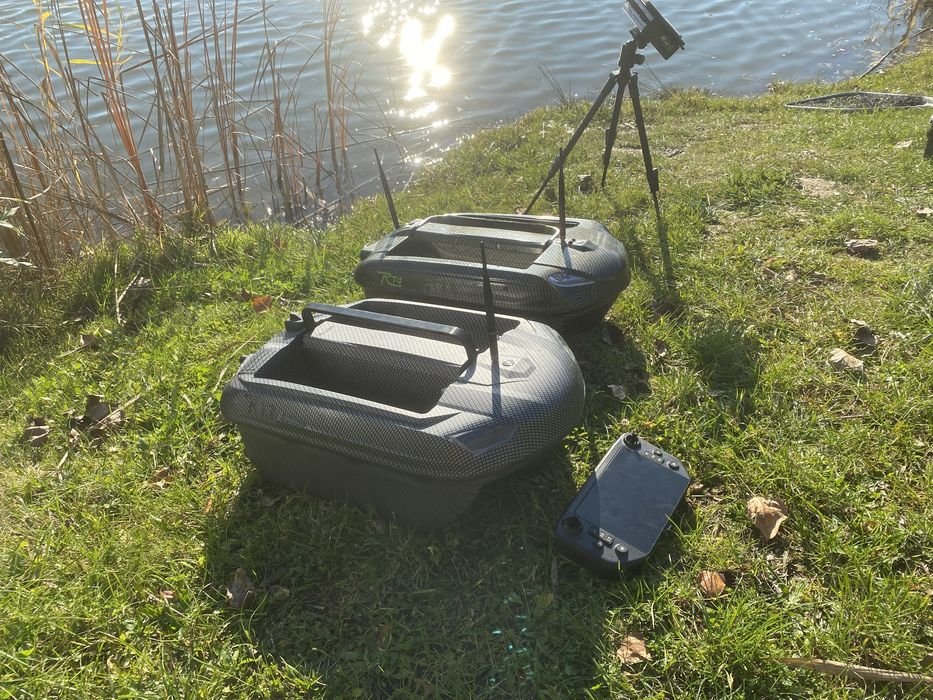 Łódka zanętowa Rt7 carplounge full opcja