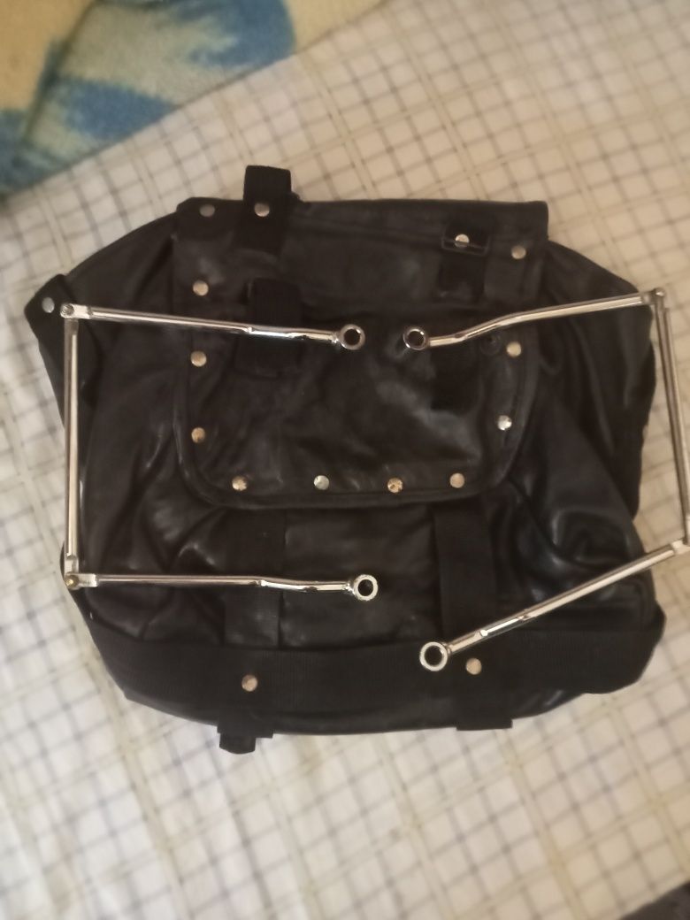 Bolsa de couro+ um par de alforge novo para  motos
