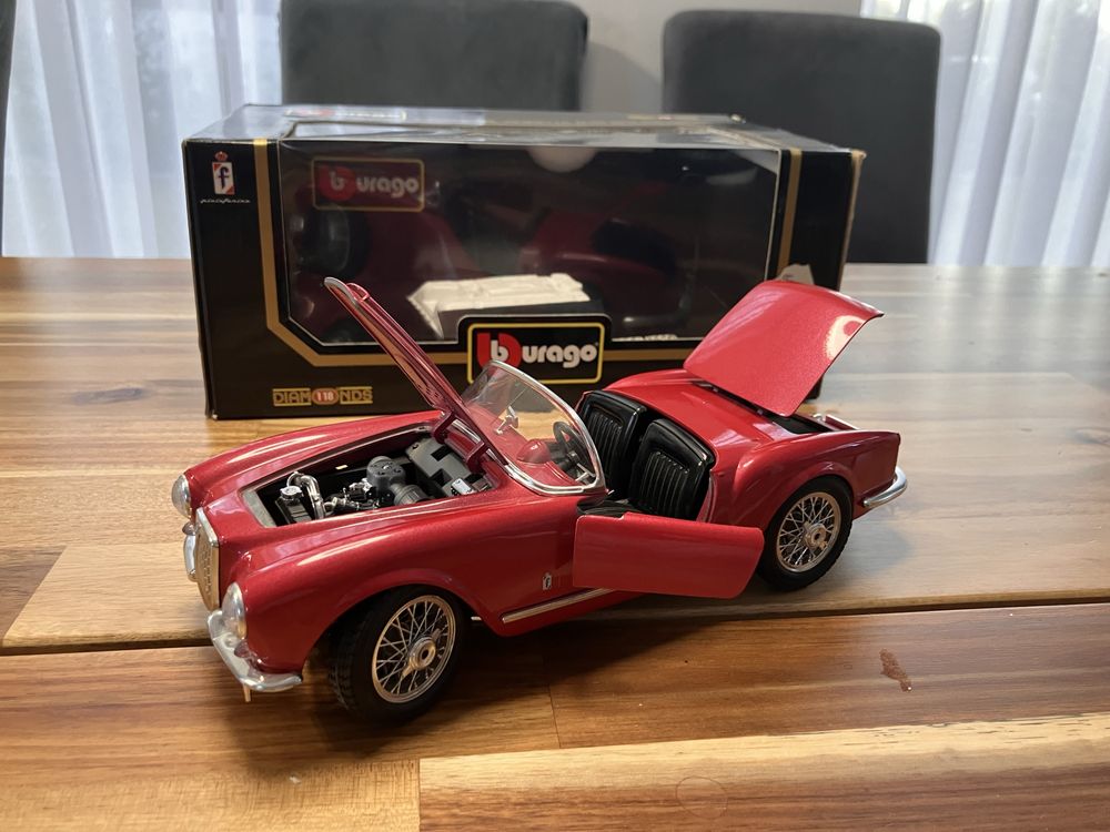Bburago 1:18 1/18 Lancia aurelia spider B24 made in italy