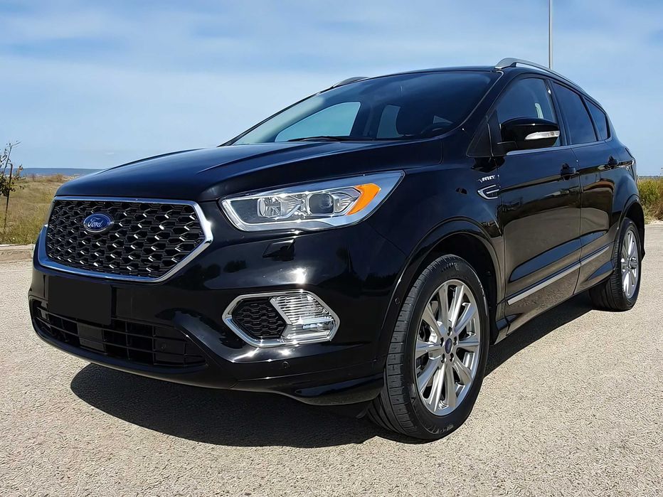 Ford Kuga      2017