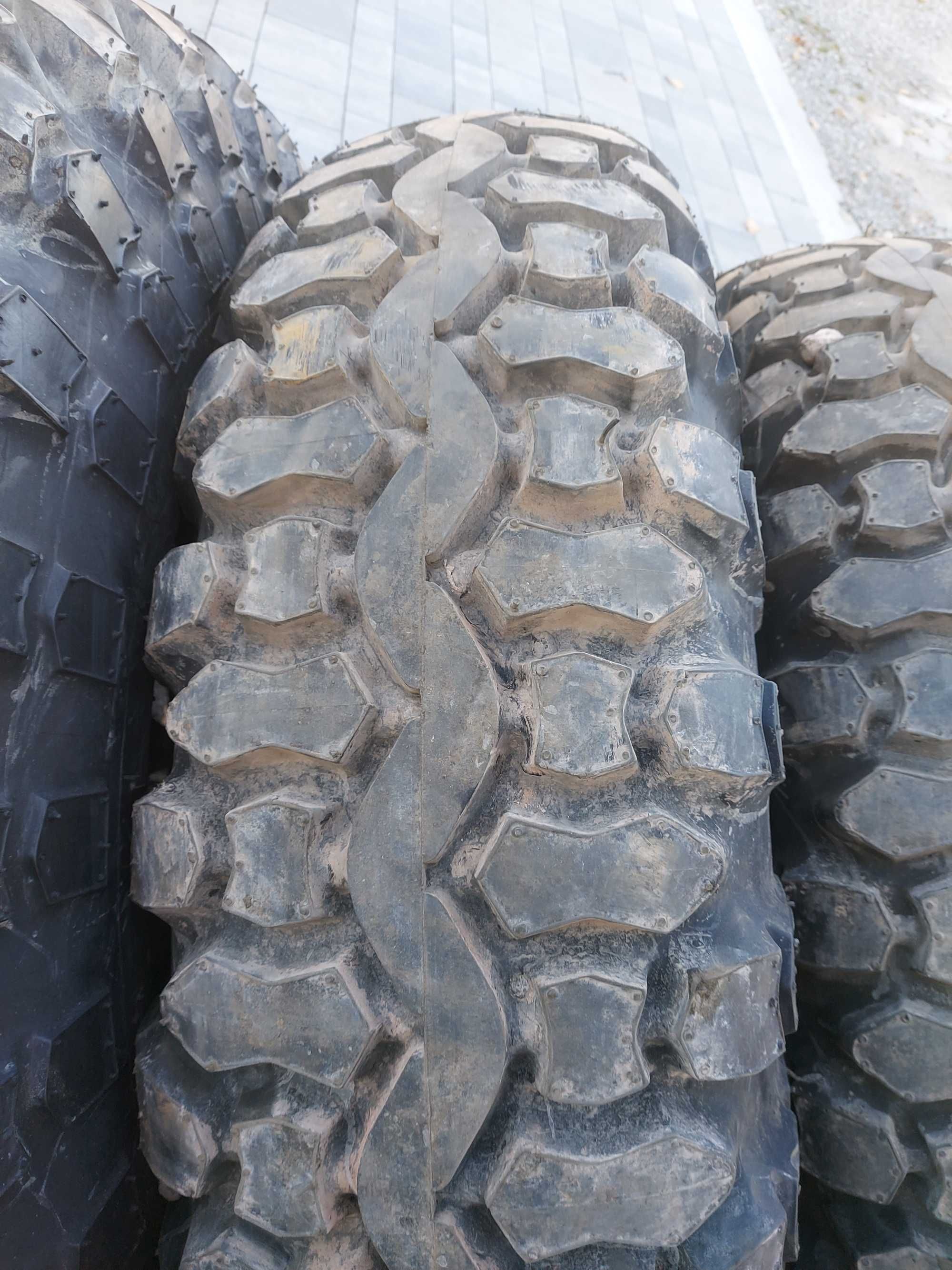 Opona 12.00R20 1200R20 1200x20 12.00 - 20 U34 Stomil Poznań Star 266