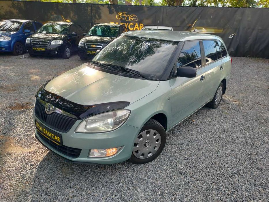 Оренда Авто Шкода Фабія 1.2 універсал Дніпро