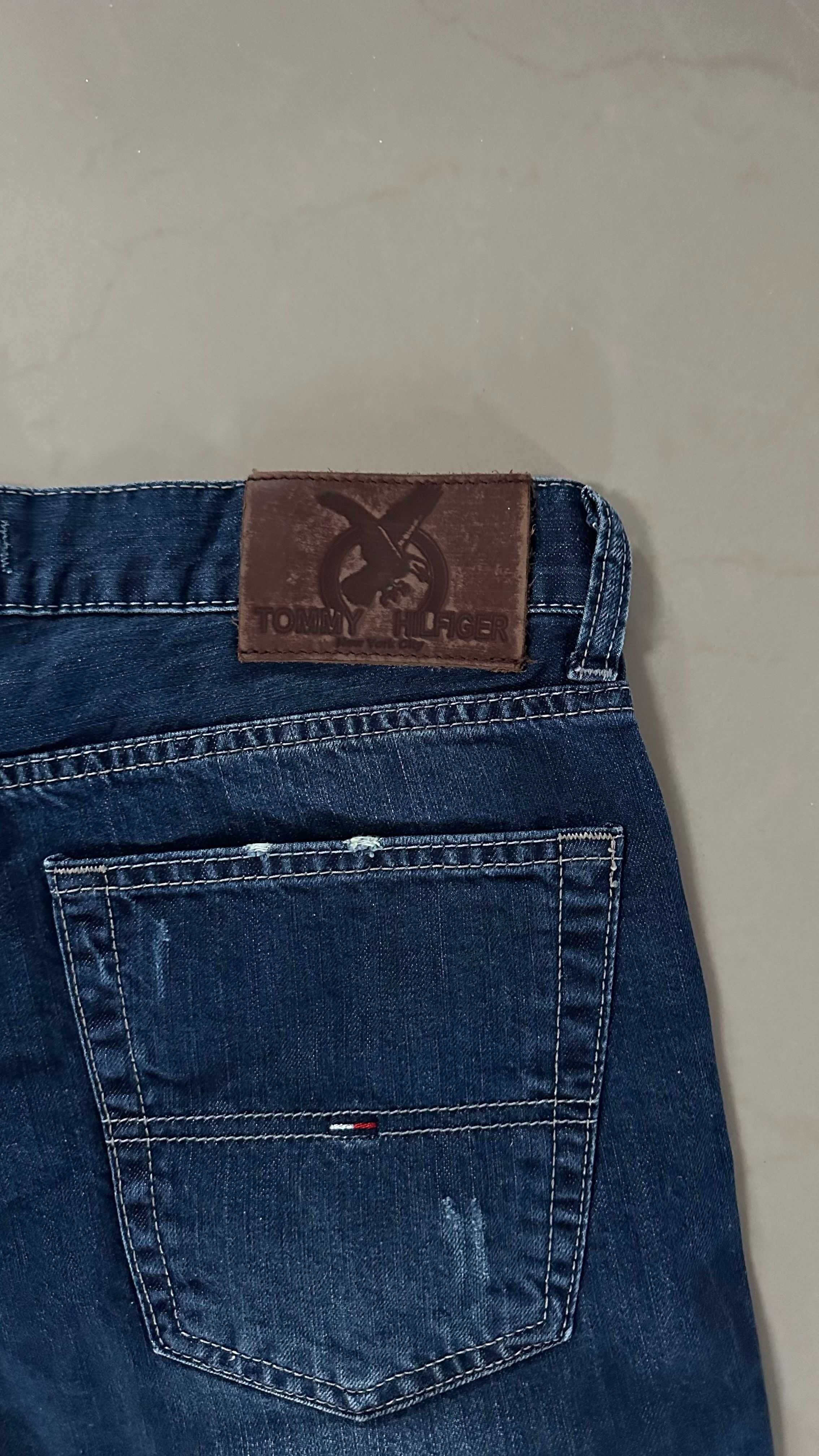Tommy Hilfiger 34/29 Spodnie Piękne na Niewysokiego