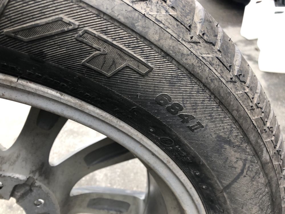 6/139/22 infiniti nassan  275/50/22 bridgestone dueler ht 684