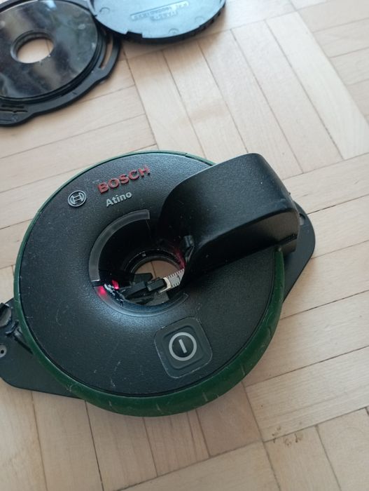 Laser liniowy Bosh Atino