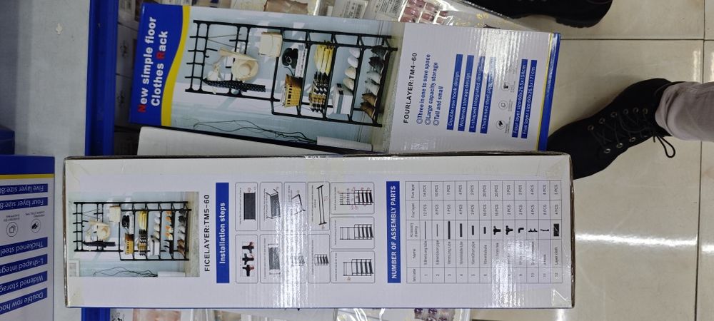 Sapateira novas e seladas!