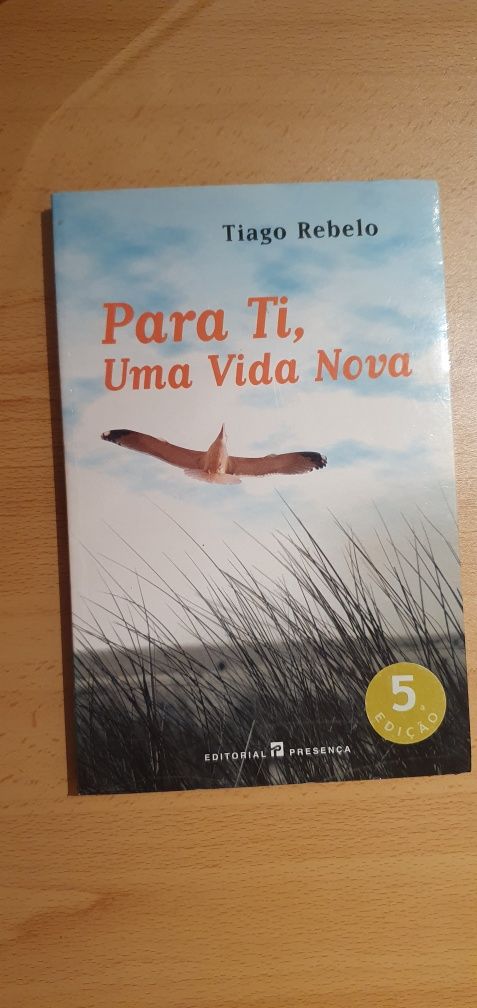 Livro de Tiago Rebelo