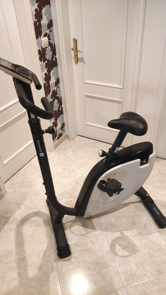 Bicicleta ginástica Domyos VM 510 estática exercício físico