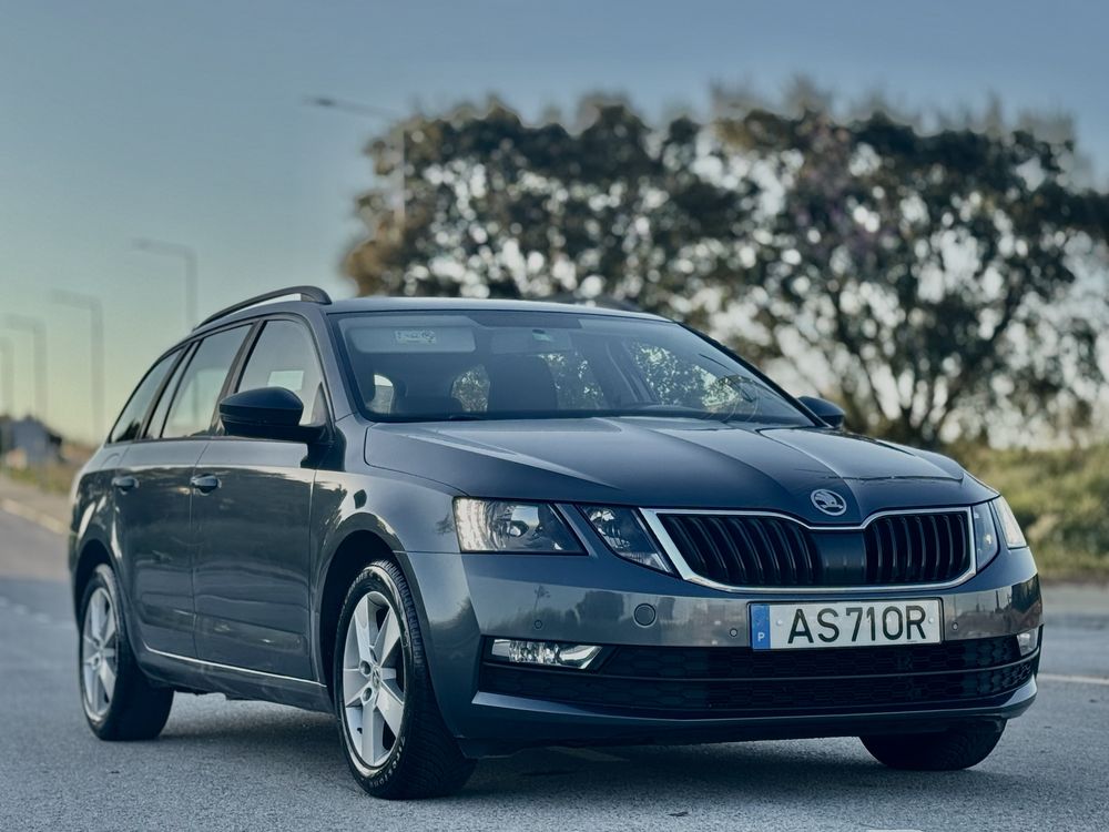 Skoda Octavia 2.0TDi 150Cv DSG