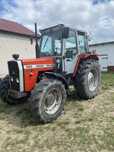 Ciągnik Massey Ferguson 690
