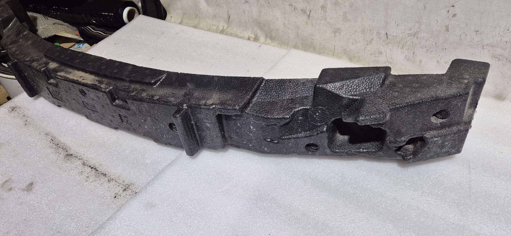 Absorber styropian zderzaka przód toyota corolla e21 eu bdb stanie