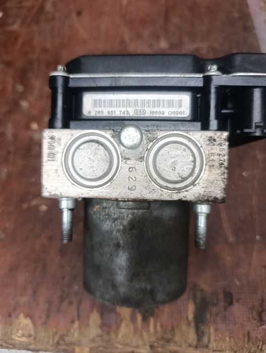 Pompa Sterownik ABS Nissan Qashqai