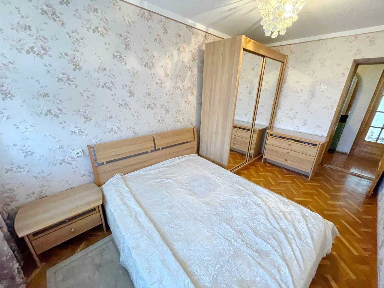 Продам чотирьохкімнатну квартиру на Намиві! АВТОНОМНЕ ОПАЛЕННЯ!