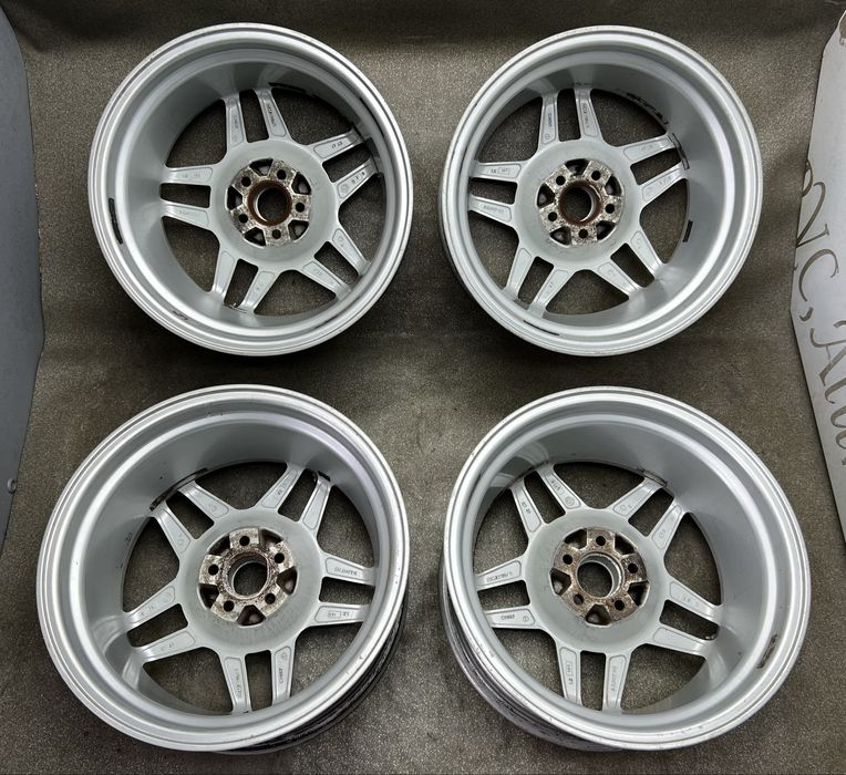 Диски R17 5 100 et27 J8.5 vw golf 4 bora subaru субару