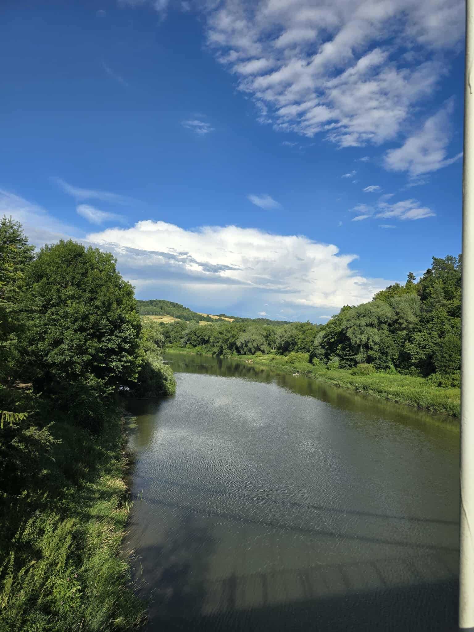 Dom na pięknej działce, 170 m od rzeki, 5 min od Zamku w Krasiczynie