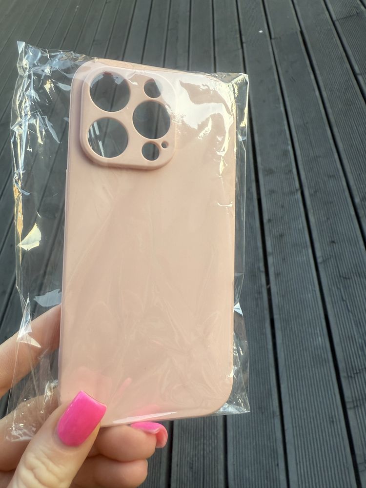 Etui nowy na Iphone 16 pro
