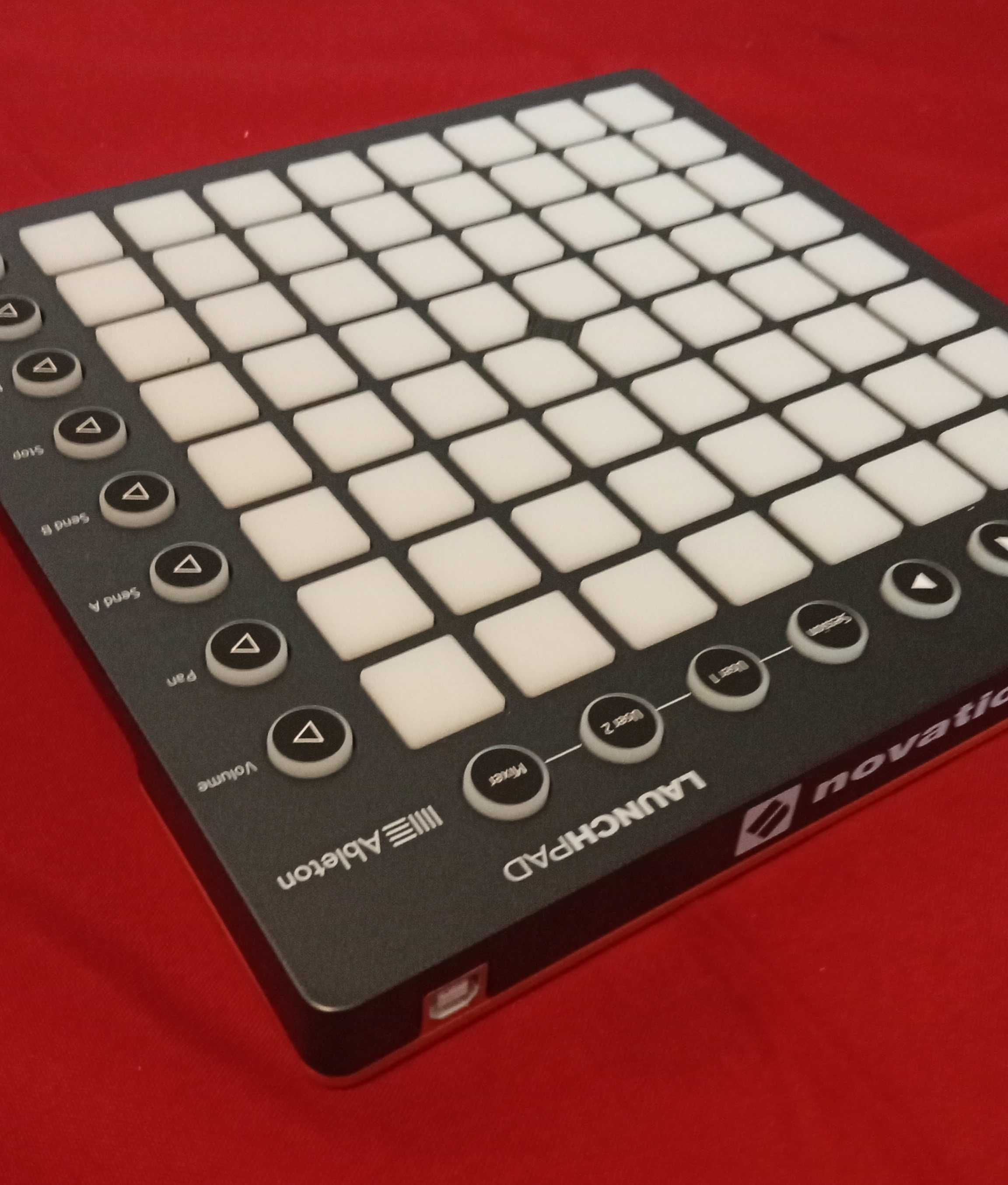 Novation Launchpad MK2