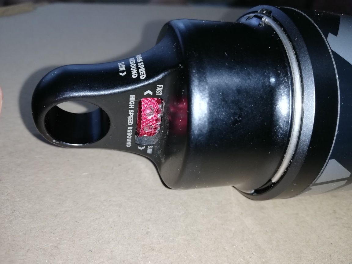Fox Float X2 205x65