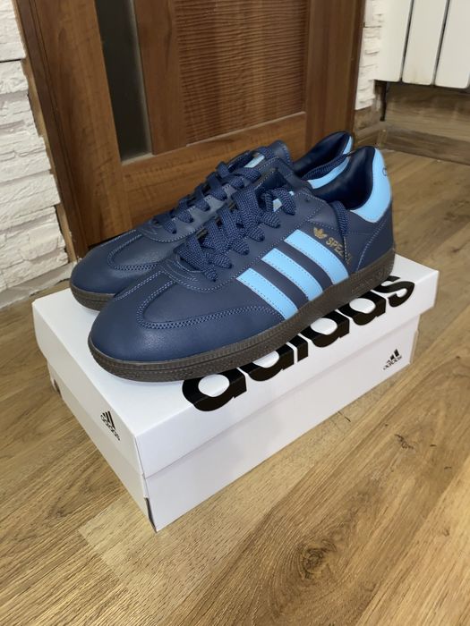 Кросівки Adidas Spezial, розмір 44 на 29 см, чоловічі