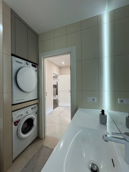 Продам шикарну 2к квартиру в р-ні Боздош. Газове опалення. Ліфт