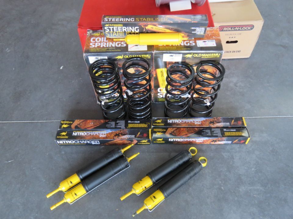 Kit Suspensão OLD MAN EMU +5 cms