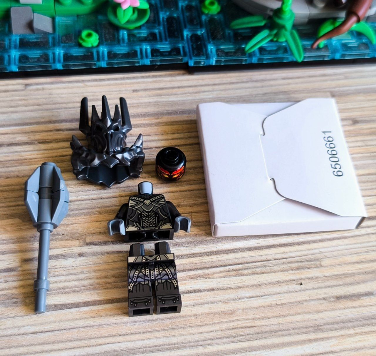Lego Lord Of the rings Sauron minifigure 10333