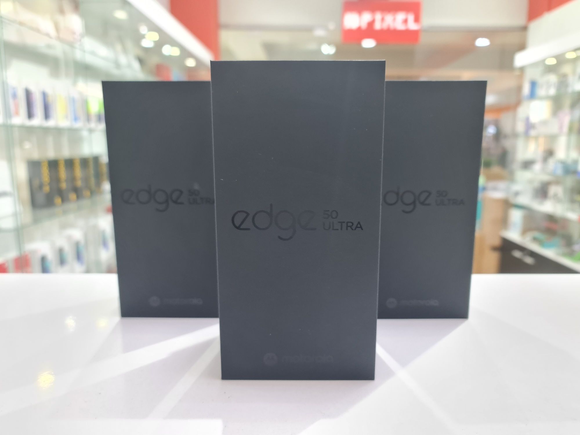 Нові Motorola Edge 50 Ultra 16/1TB Forest Grey EU Global