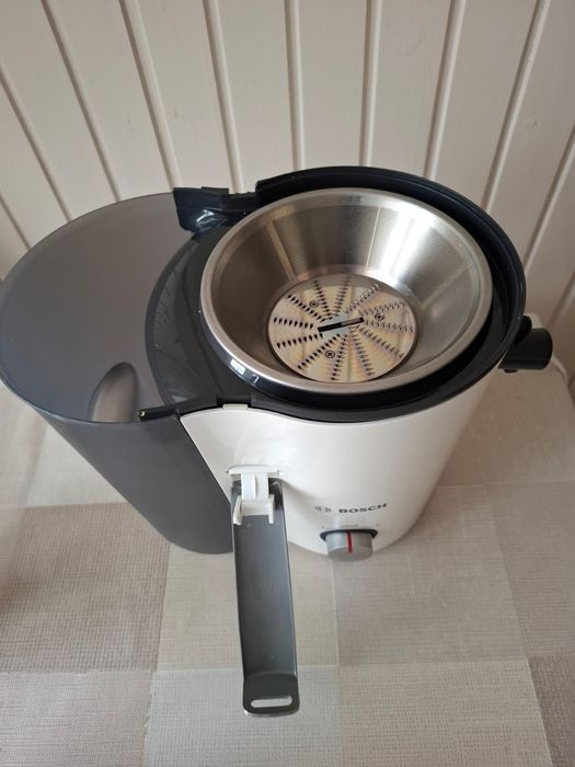 Sokowirówka Bosch Vita Juice 2