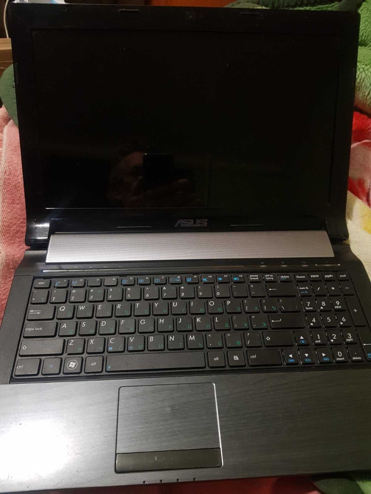 Ноутбук ASUS N53TA 15.6