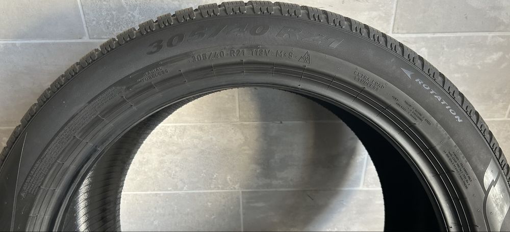 Opony Zimowe 285/45R21 Pirelli 305/40R21 Nowy Cayenne 2024