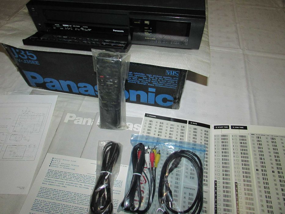 Видеомагнитофон Panasonic J35. Made in Japan. Супервинтаж 80х.