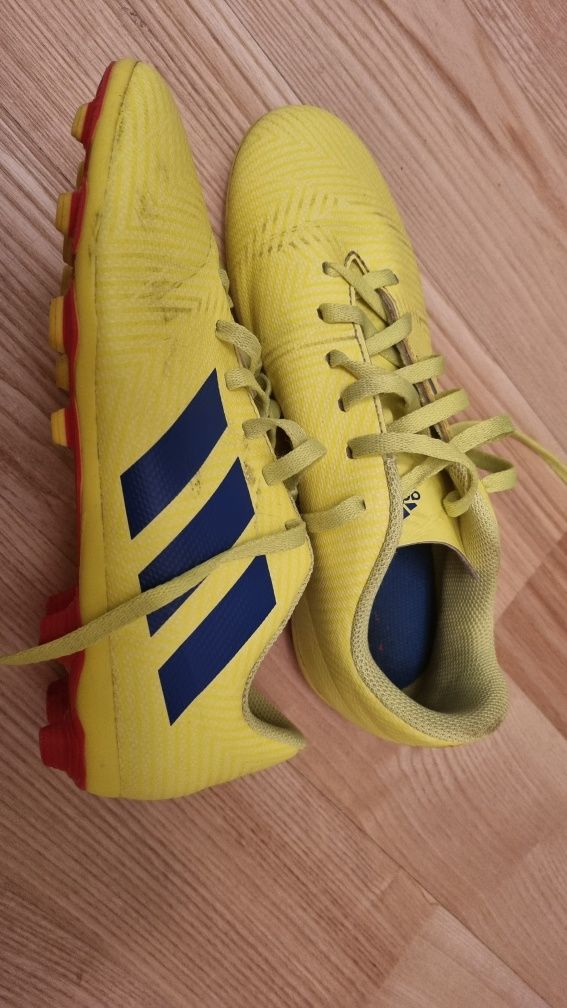 Adidas Nemezis buty korki chłopięce rozmiar 38 wkładka 23,5 cm