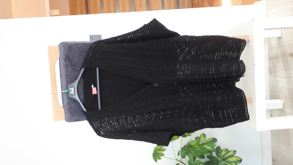 Sweter ażurowy czarny