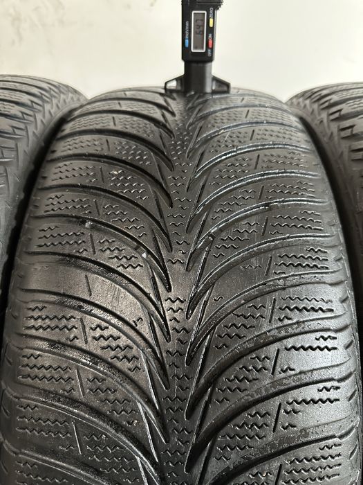 GoodYear UltraGrip Ice 2 215/55r17