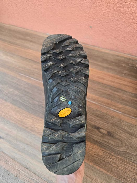 Buty górskie MONTURA Vertigo GTX czarny